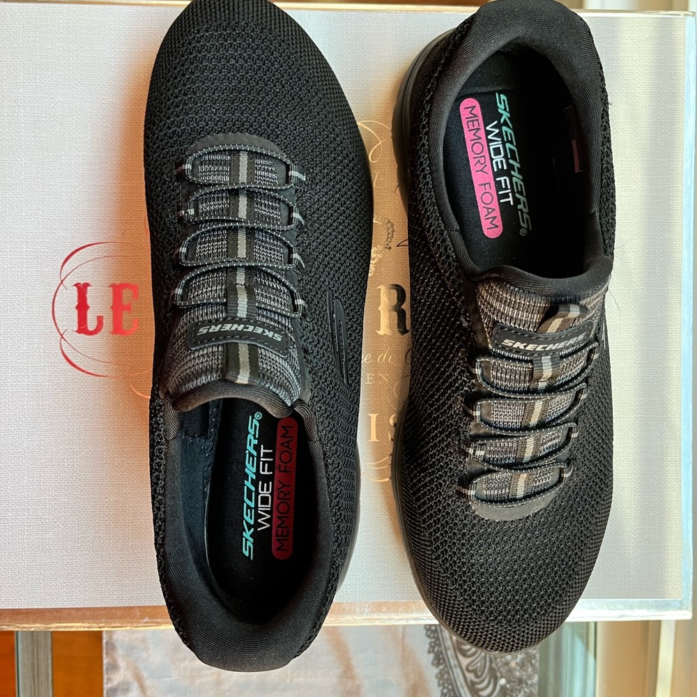 Skechers memory foam insert sneaker